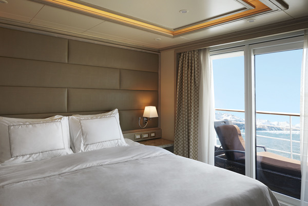 Silversea Cruises Silver Cloud Medallion Suite 2 ©Silversea Cruises Ltd.jpg